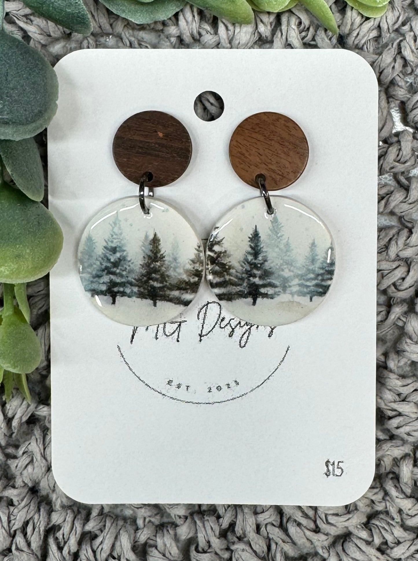 Circle Winter Forest Dangles