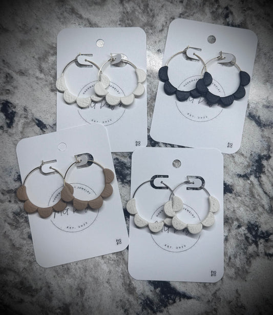 Scalloped Hoop