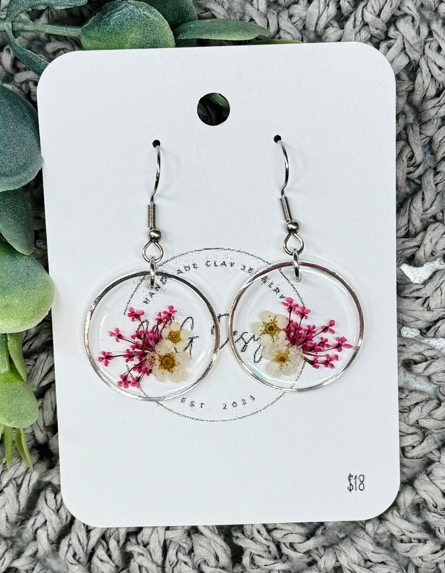 Circle Resin Florals