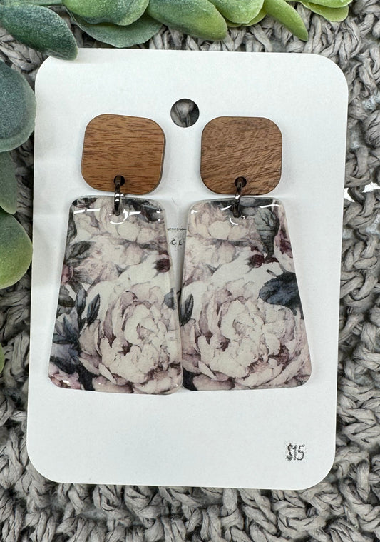 Large Floral (cream flower)